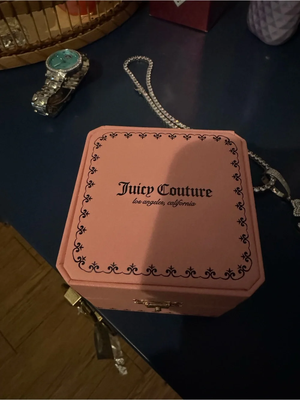 Juicy Couture stylish juicy